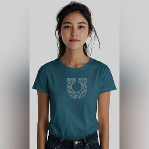 NWT Equestrian Horseshoe Bling Embellished Tee